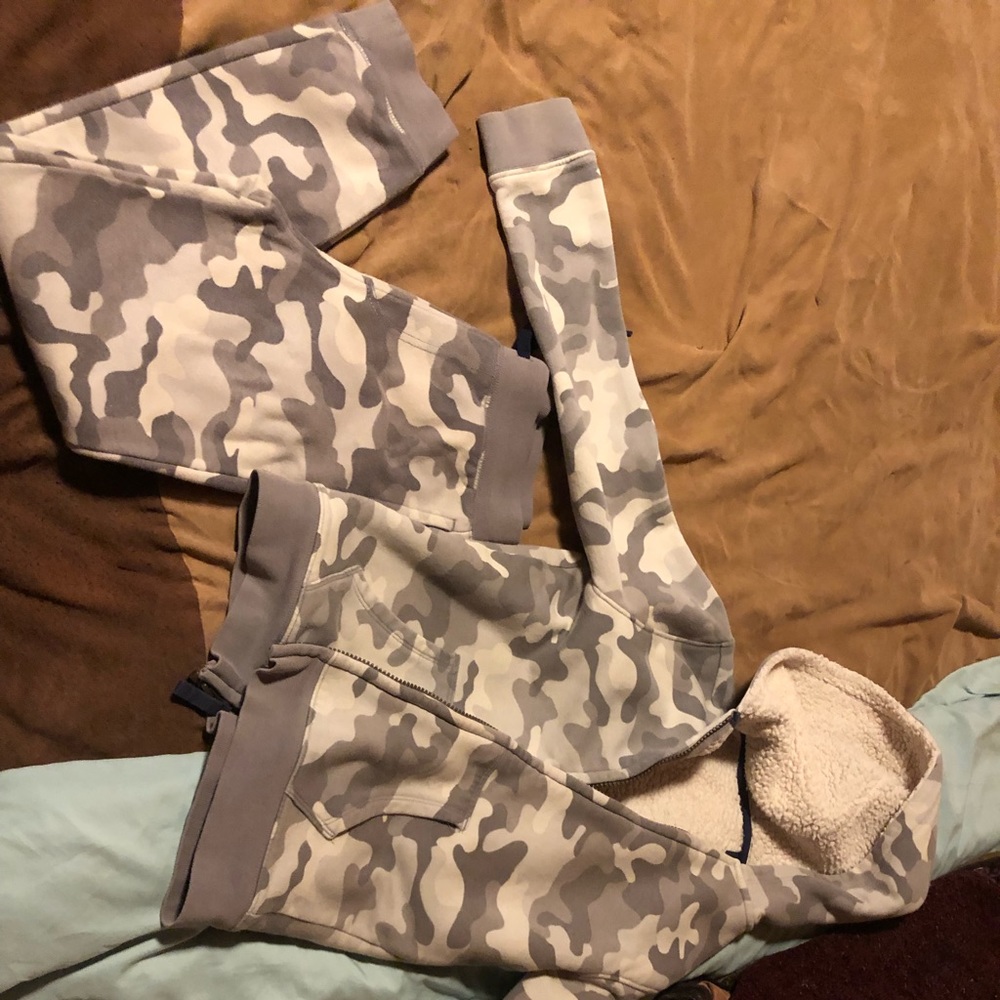 Camo grey sweat suite